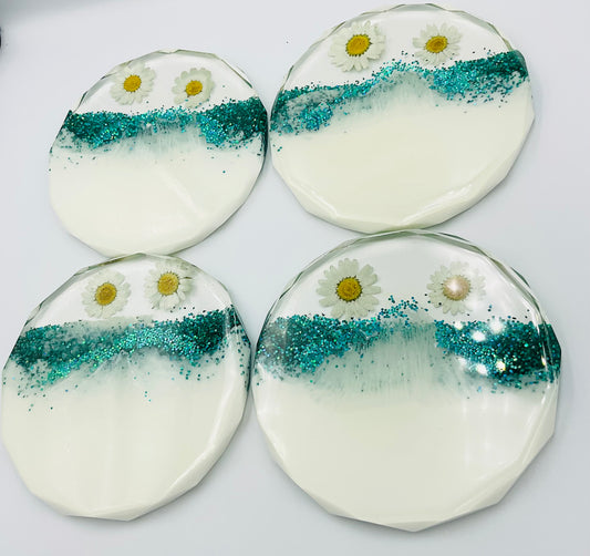 Daisy Glitter & White Resin Coasters